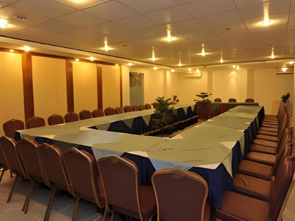 Hotel Tower Inn, Chittagong Exterior foto